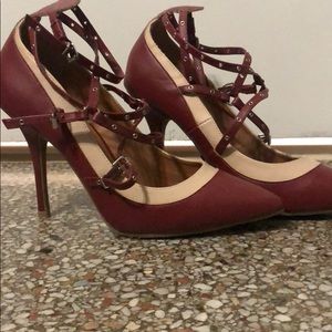 Red and beige heels/ w straps
